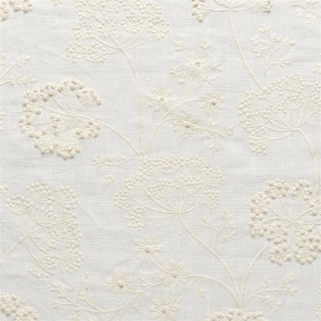 Vaucluse Fabric by Designers Guild in Chalk
