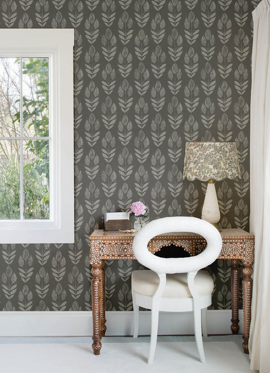 Printworks Garland Tulip Wallpaper