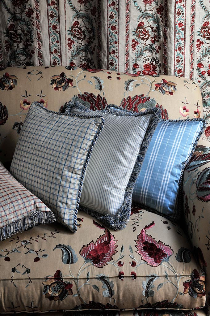 Augustine Fabric by Braquenié shown in a room setting (view 2)