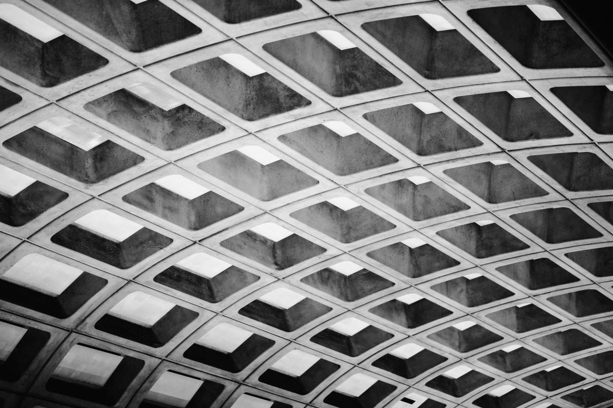 Metro Black & White mural by Hovia