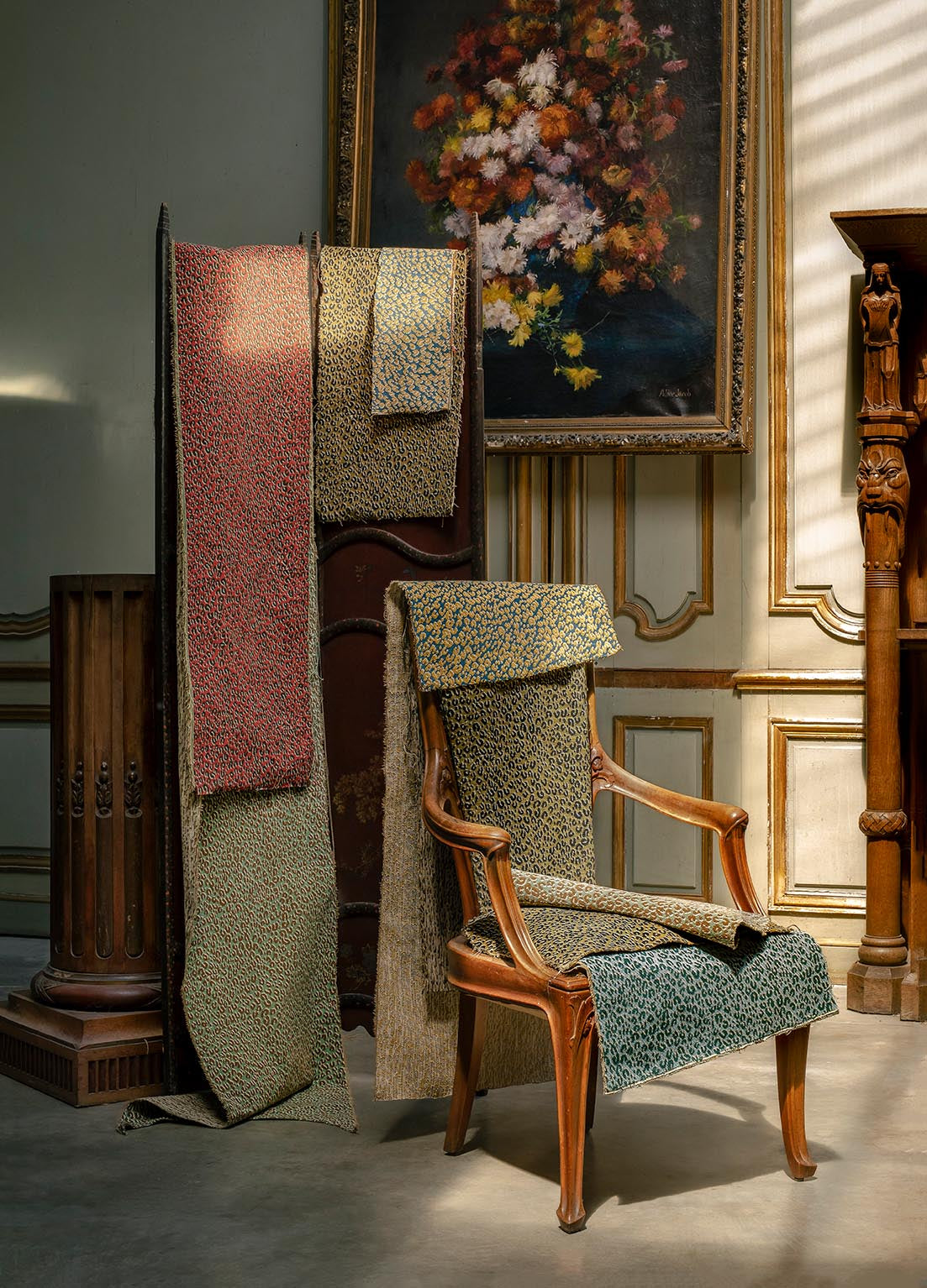 Serengeti Fabric by Le Manach shown in a room setting (view 2)