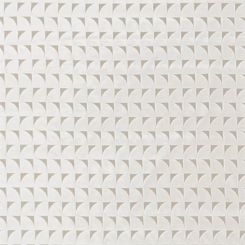 Marquise Fabric by Designers Guild in Chalk