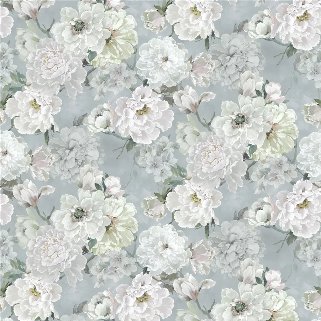 Fleur Blanche Fabric by Designers Guild in Platinum