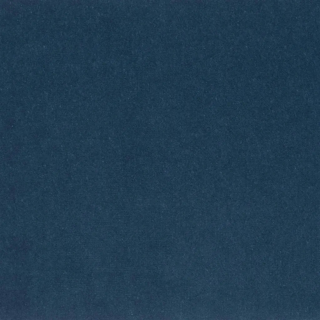 Yvette Fabric by William Yeoward in Aqua