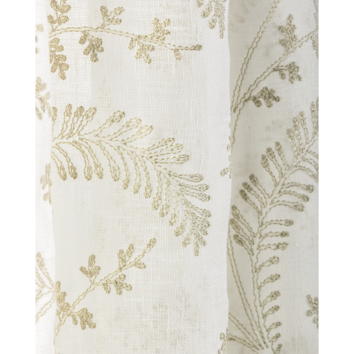 Everly Emb - Sage