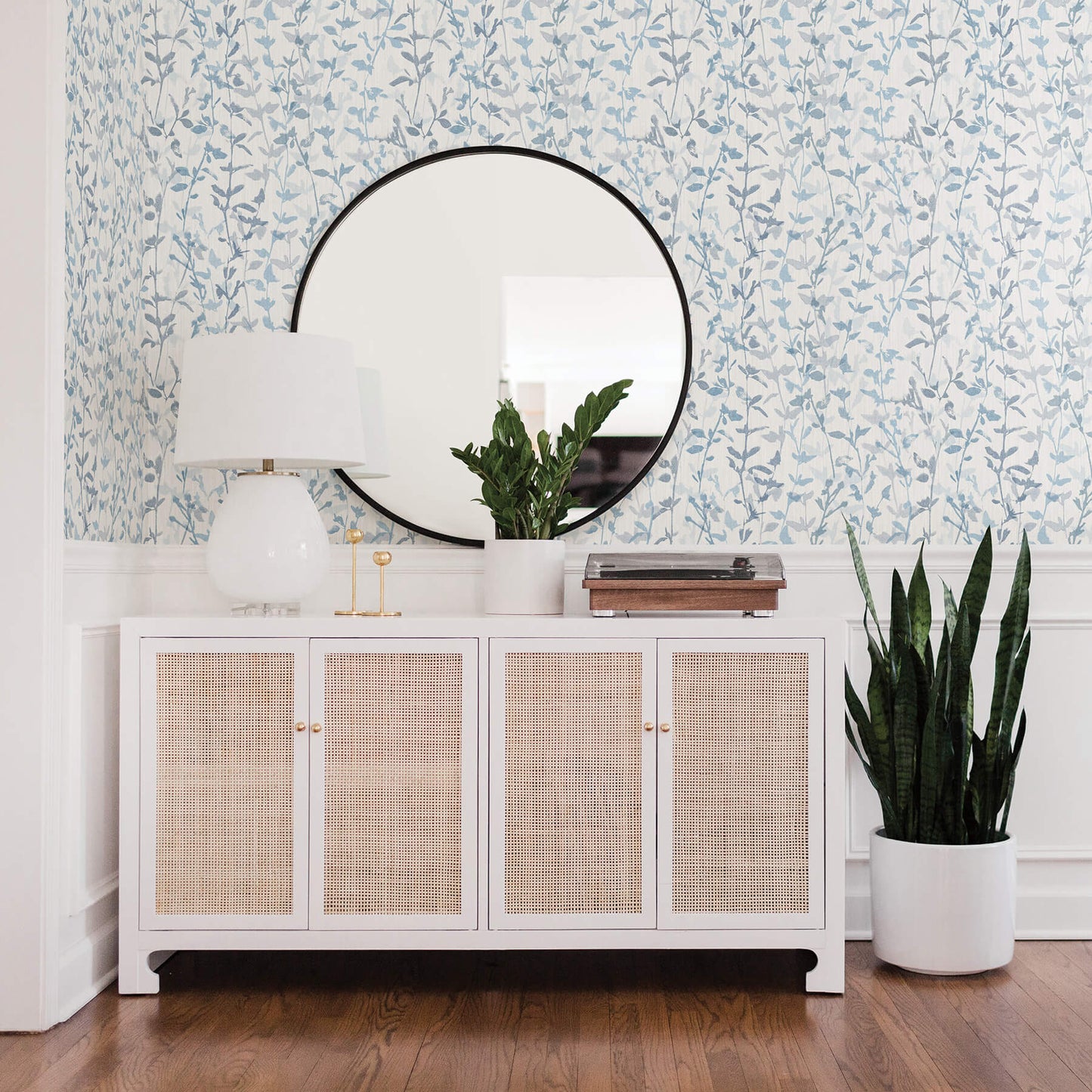 Thea Floral Trail Wallpaper