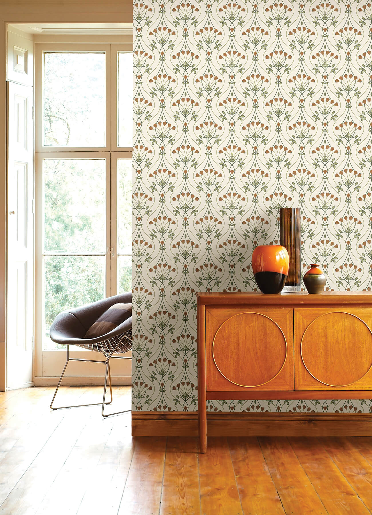 Revival Dard Tulip Ogee Wallpaper