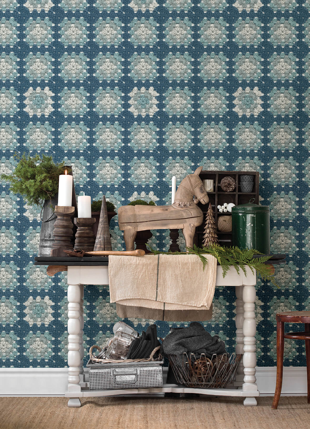 Thoreau Maud Crochet Wallpaper