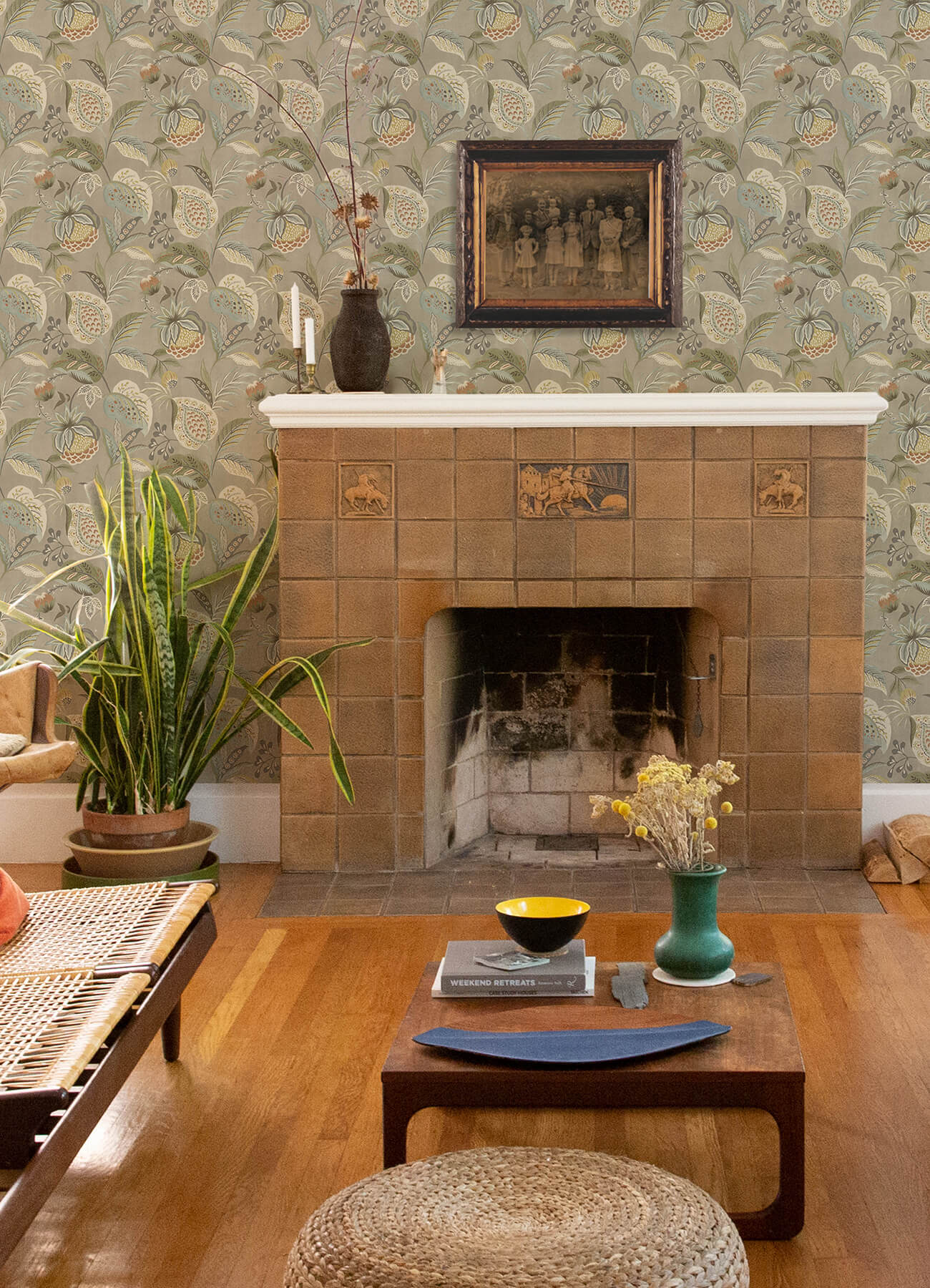 Kinfolk Bohemian Jacobean Wallpaper