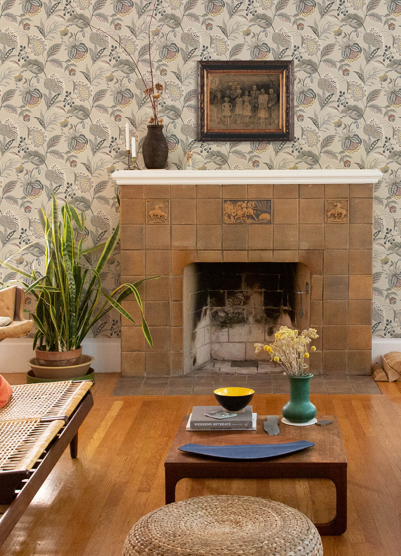 Kinfolk Bohemian Jacobean Wallpaper