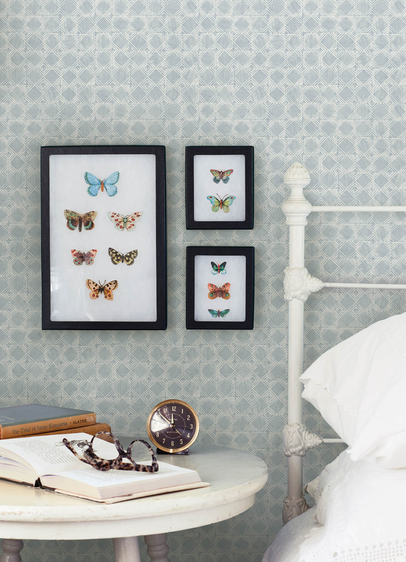Kinfolk Button Block Geometric Wallpaper