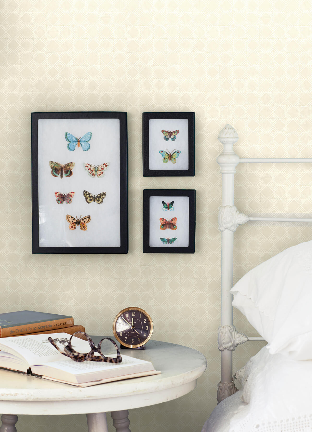 Kinfolk Button Block Geometric Wallpaper