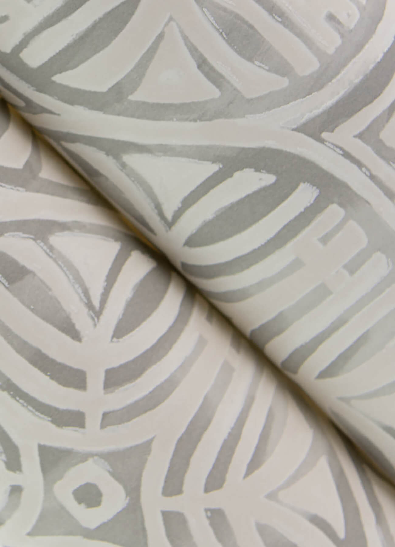 Kinfolk Sandee Medallion Wallpaper