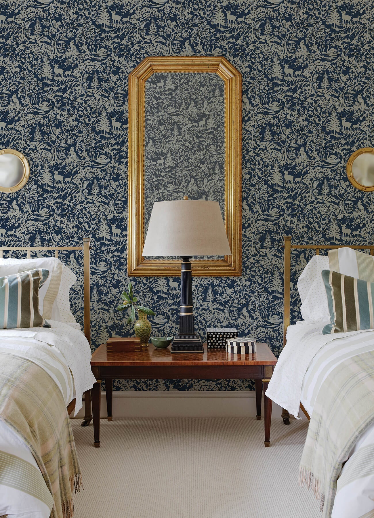Kinfolk Alrick Forest Venture Wallpaper