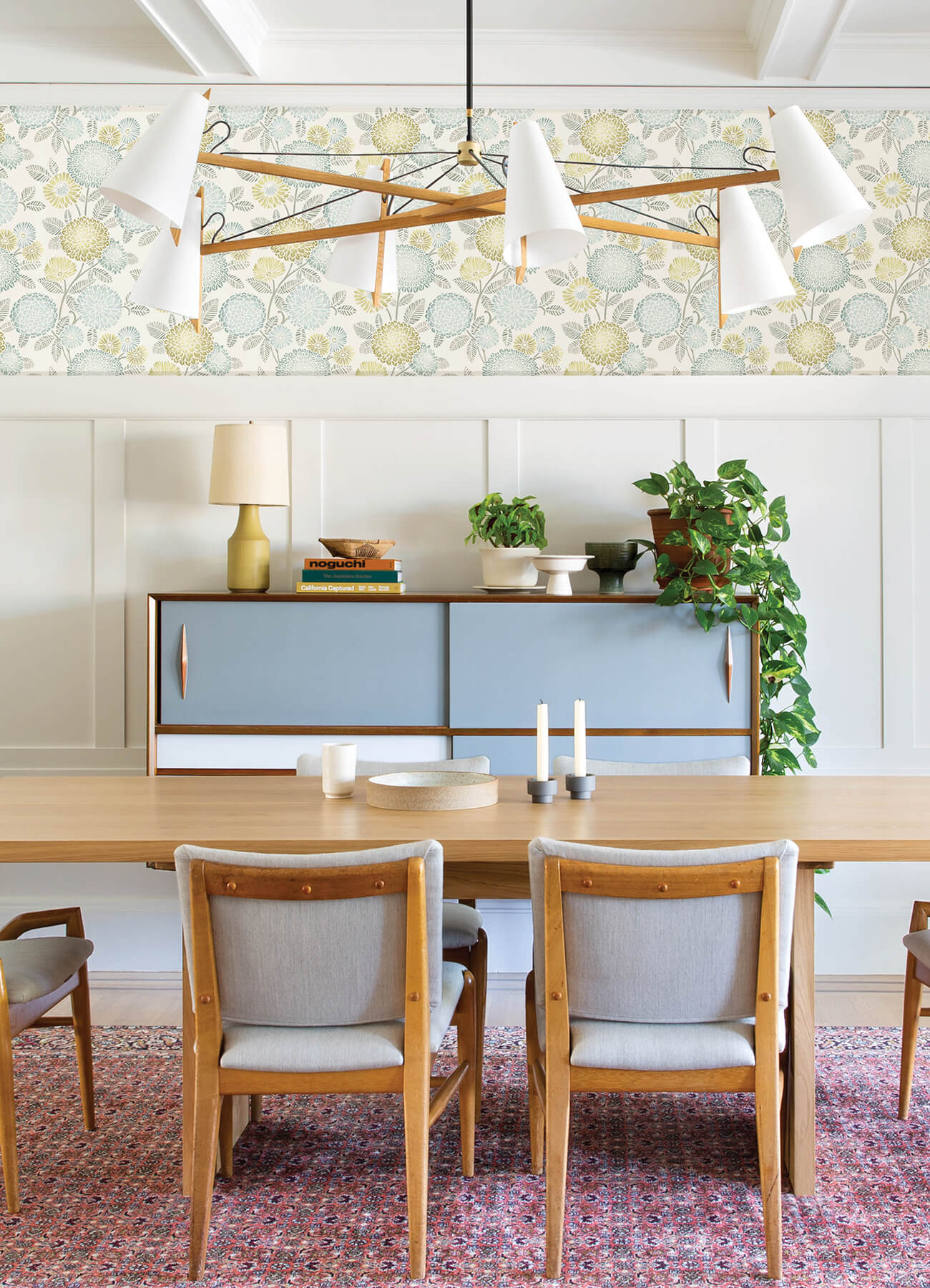 Kinfolk Zalipie Floral Trail Wallpaper