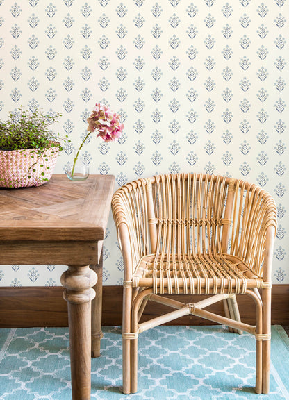 Kinfolk Kova Floral Crest Wallpaper