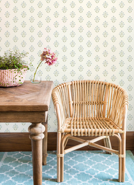 Kinfolk Kova Floral Crest Wallpaper