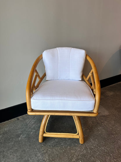 Vintage Swivel Rattan Chat Set