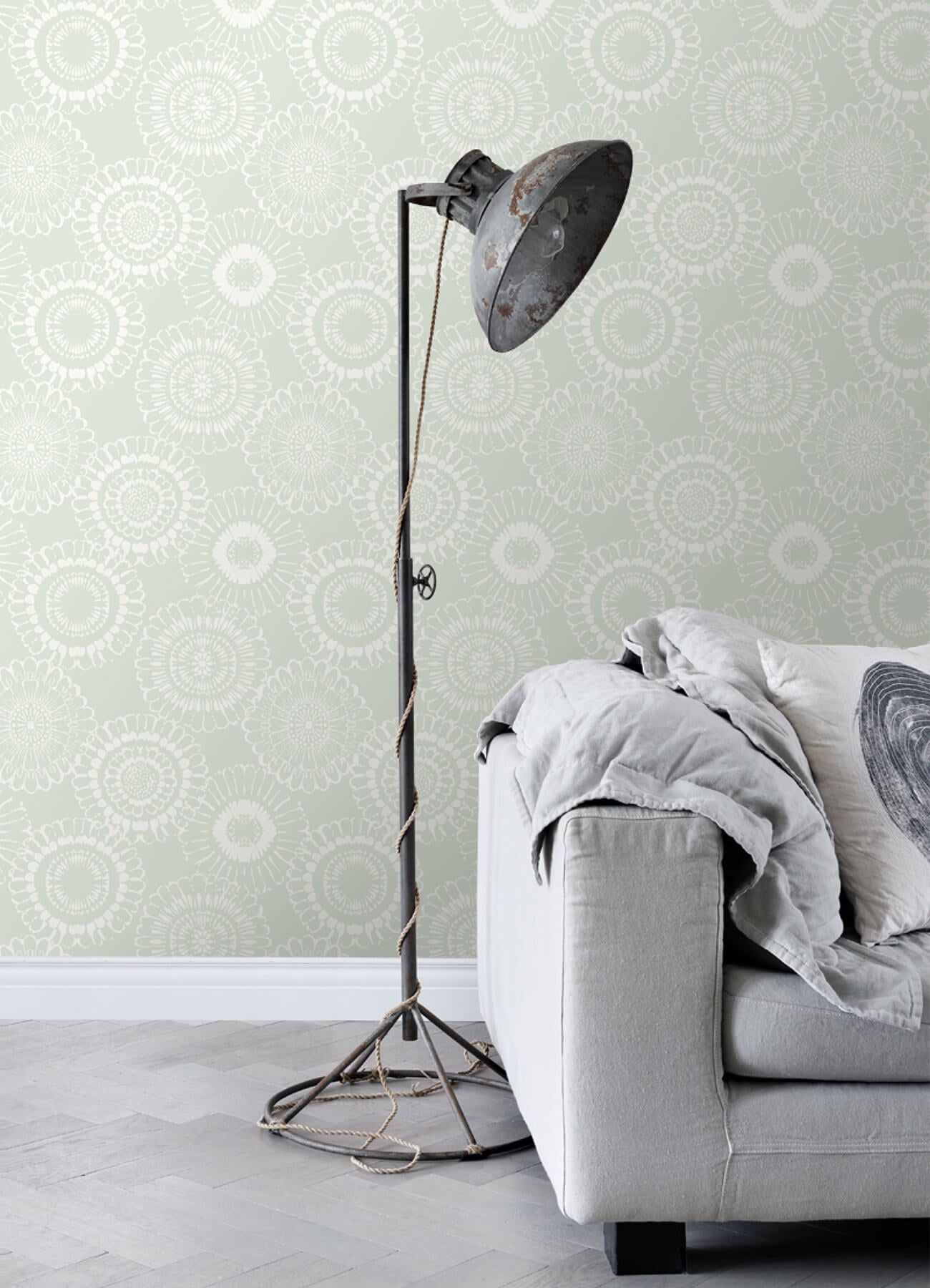 Fable Sonnet Floral Wallpaper