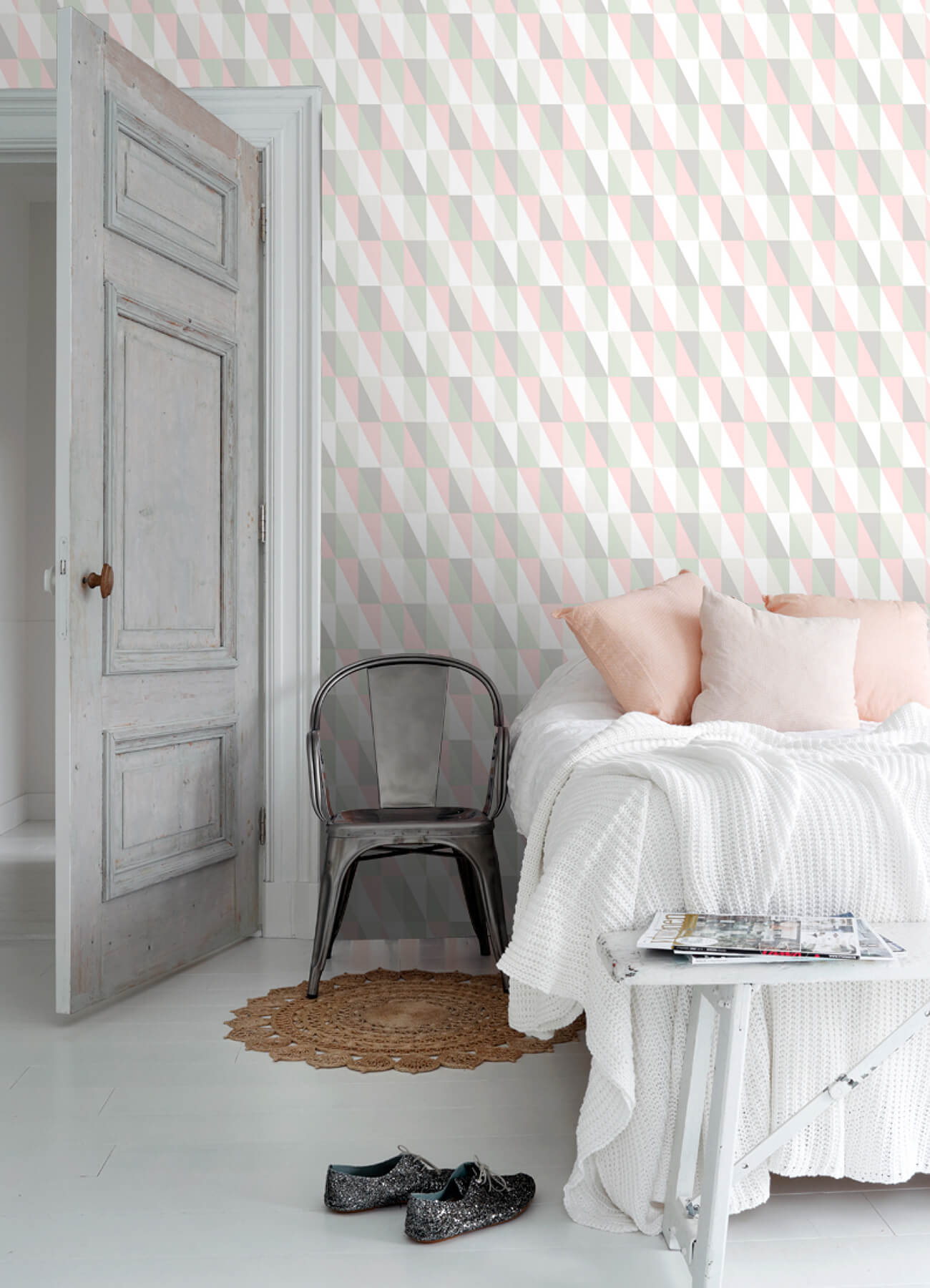 Fable Inez Geometric Wallpaper