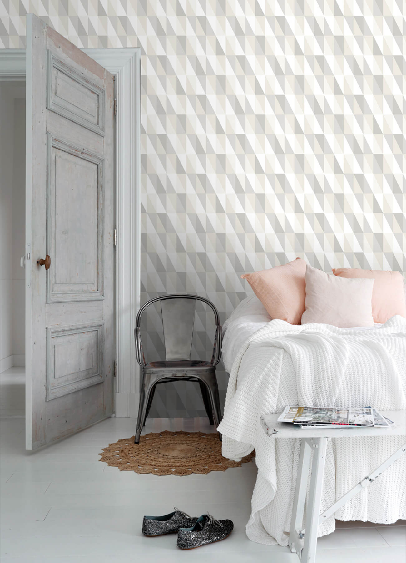 Fable Inez Geometric Wallpaper