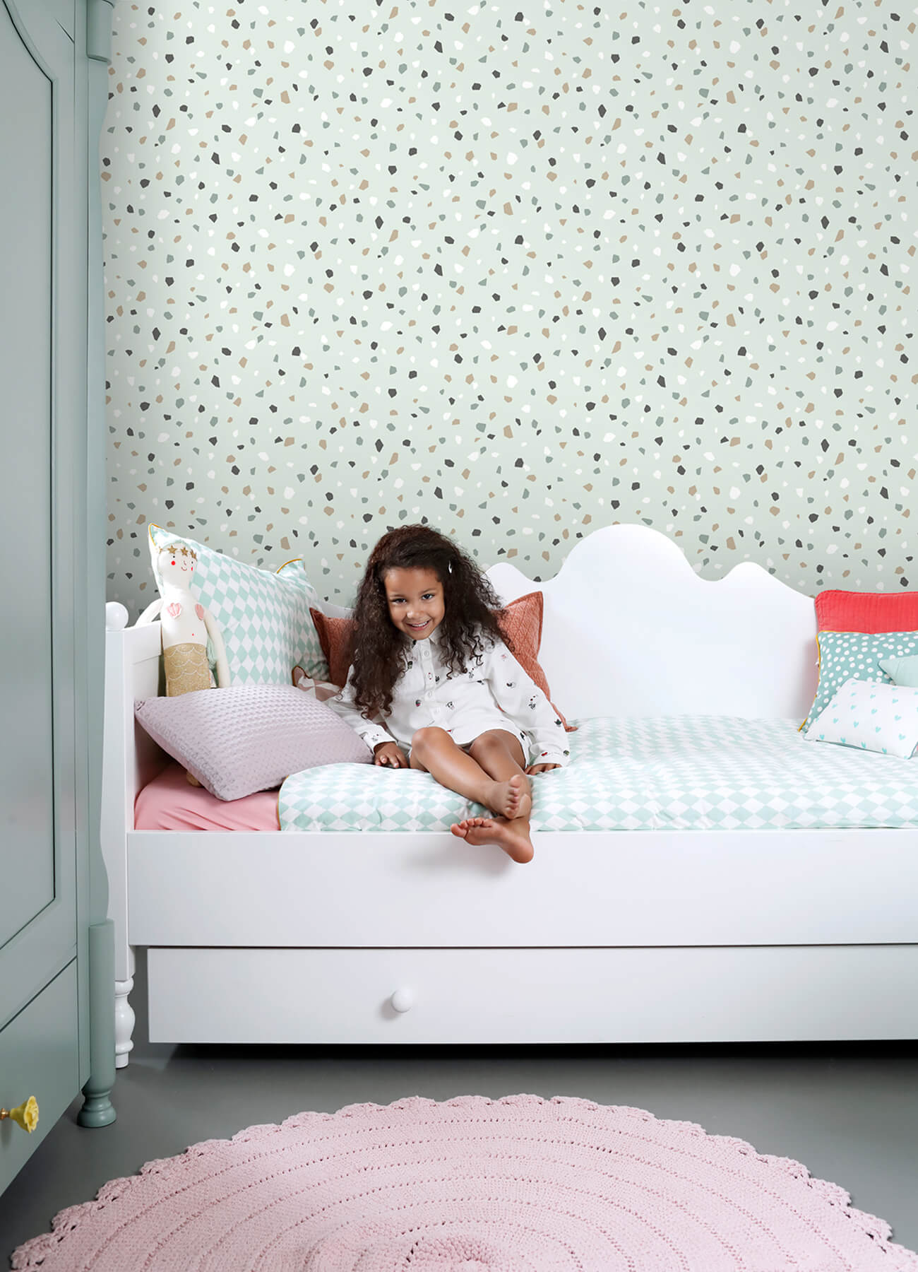 Fable Ona Terrazzo Wallpaper