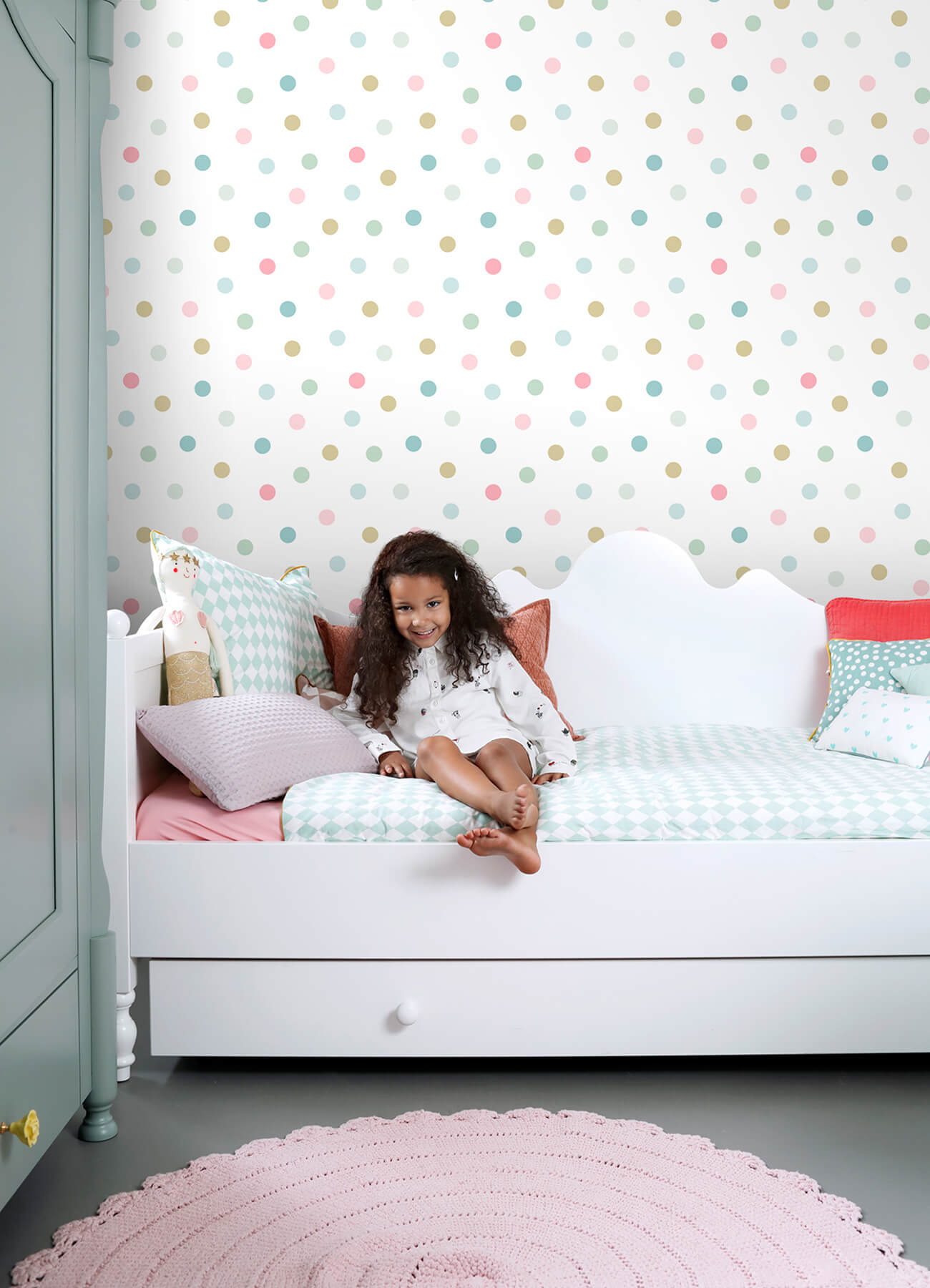 Fable Jubilee Dots Wallpaper