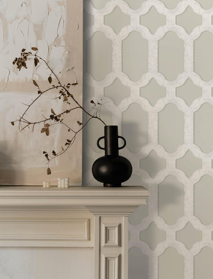 Wildflower Chervil Trellis Wallpaper