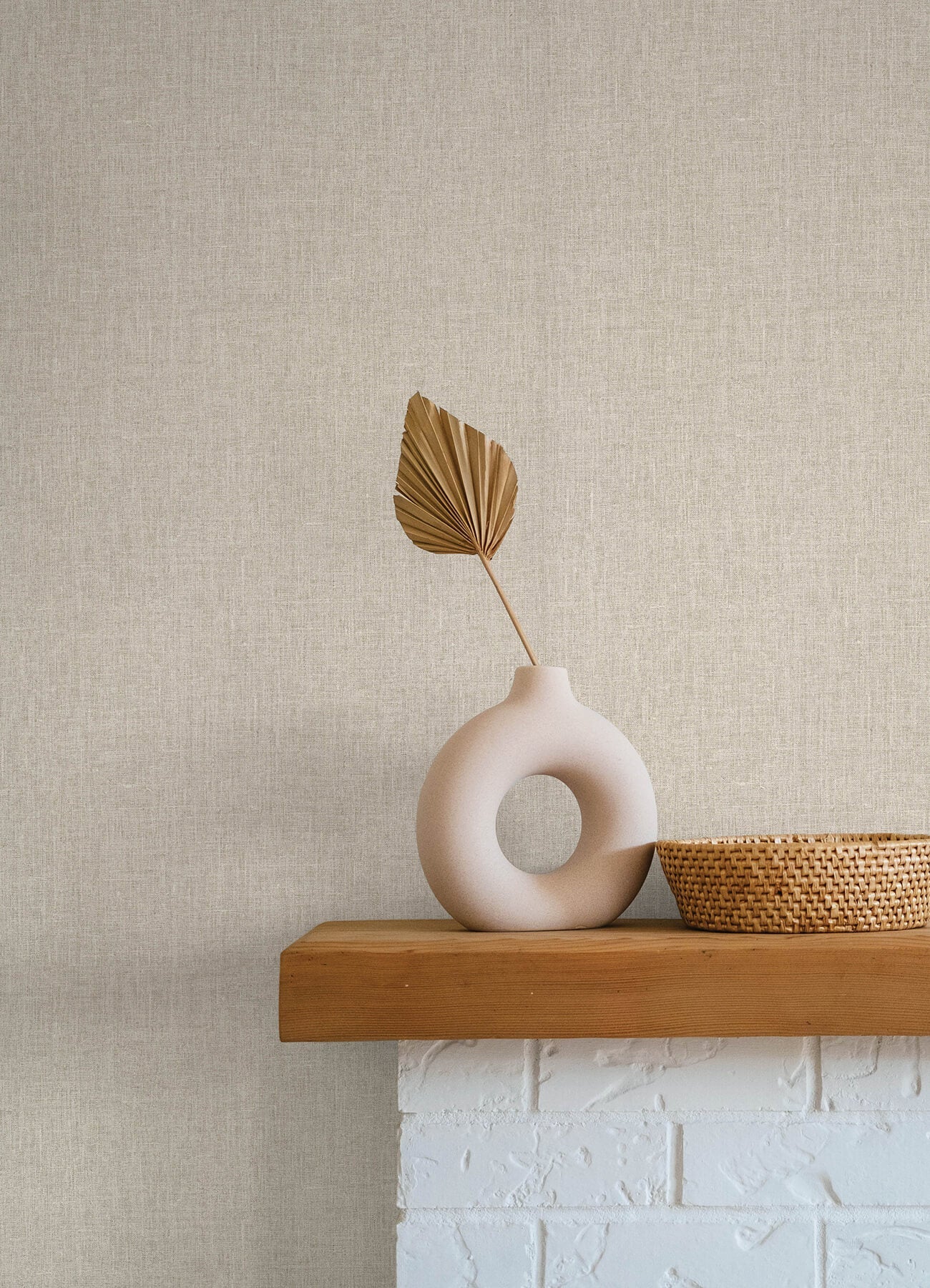 Whimsy Cromie Wallpaper