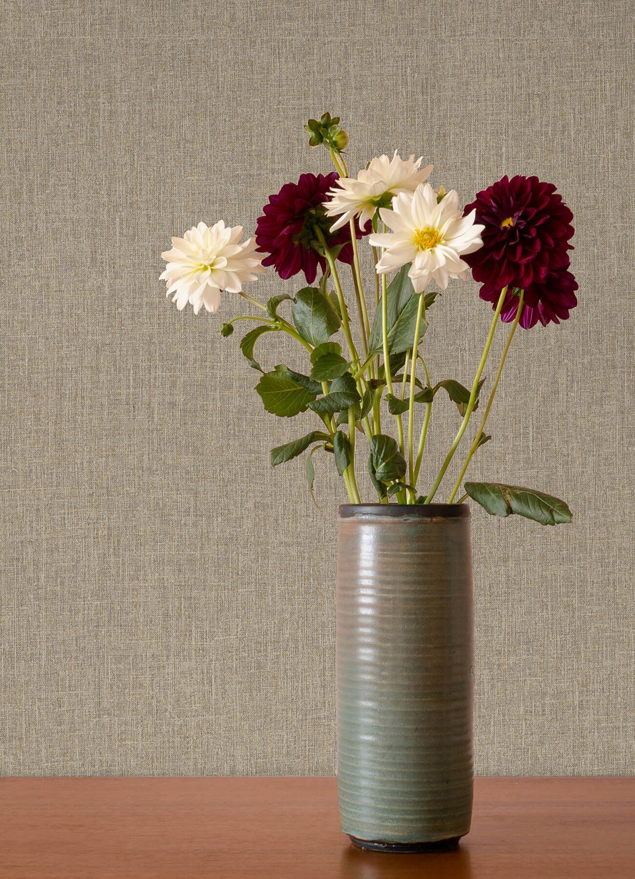Whimsy Cromie Wallpaper