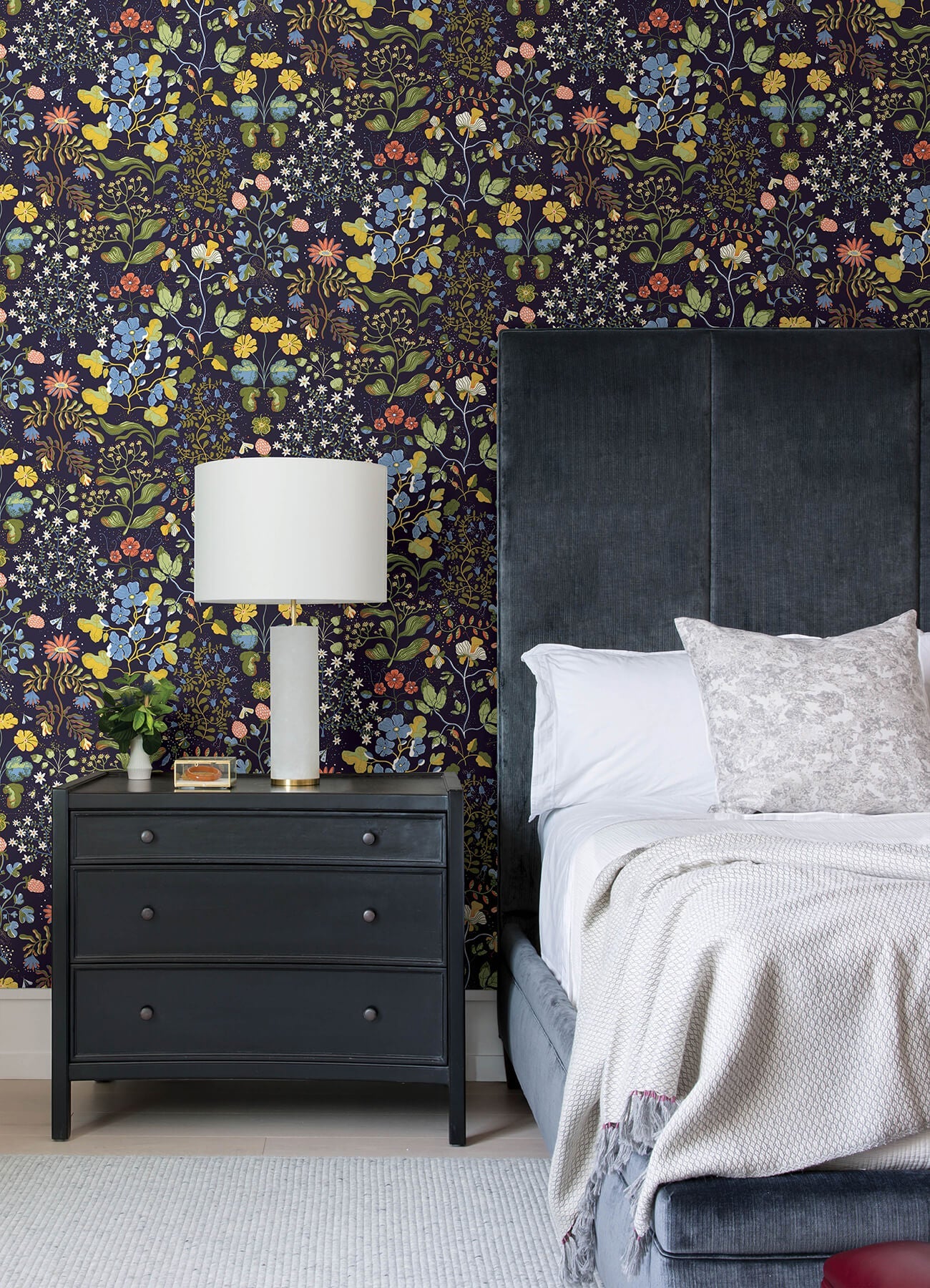 Botanica Groh Floral Wallpaper