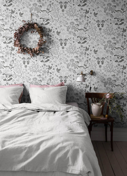 Botanica Groh Floral Wallpaper