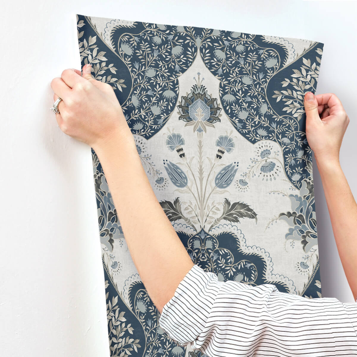 Haberdashery Auden Grandeur Wallpaper