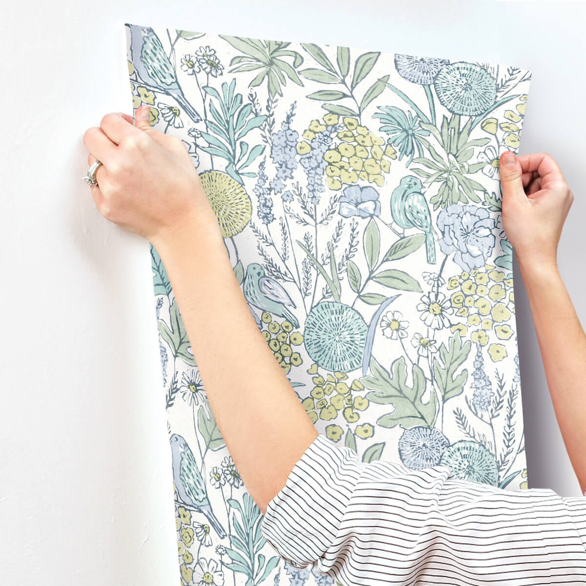 Printworks Goldfinch Birds & Blooms Wallpaper
