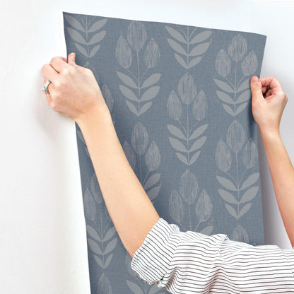 Printworks Garland Tulip Wallpaper