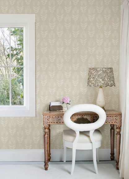 Printworks Garland Tulip Wallpaper