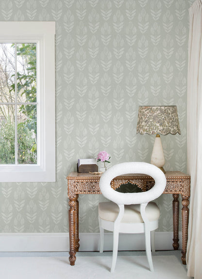 Printworks Garland Tulip Wallpaper