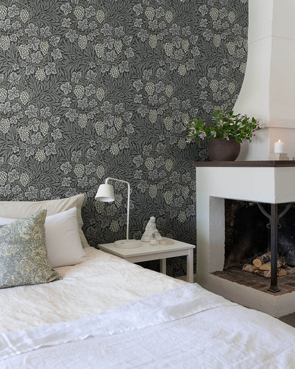 Hidden Treasures Vine Wallpaper