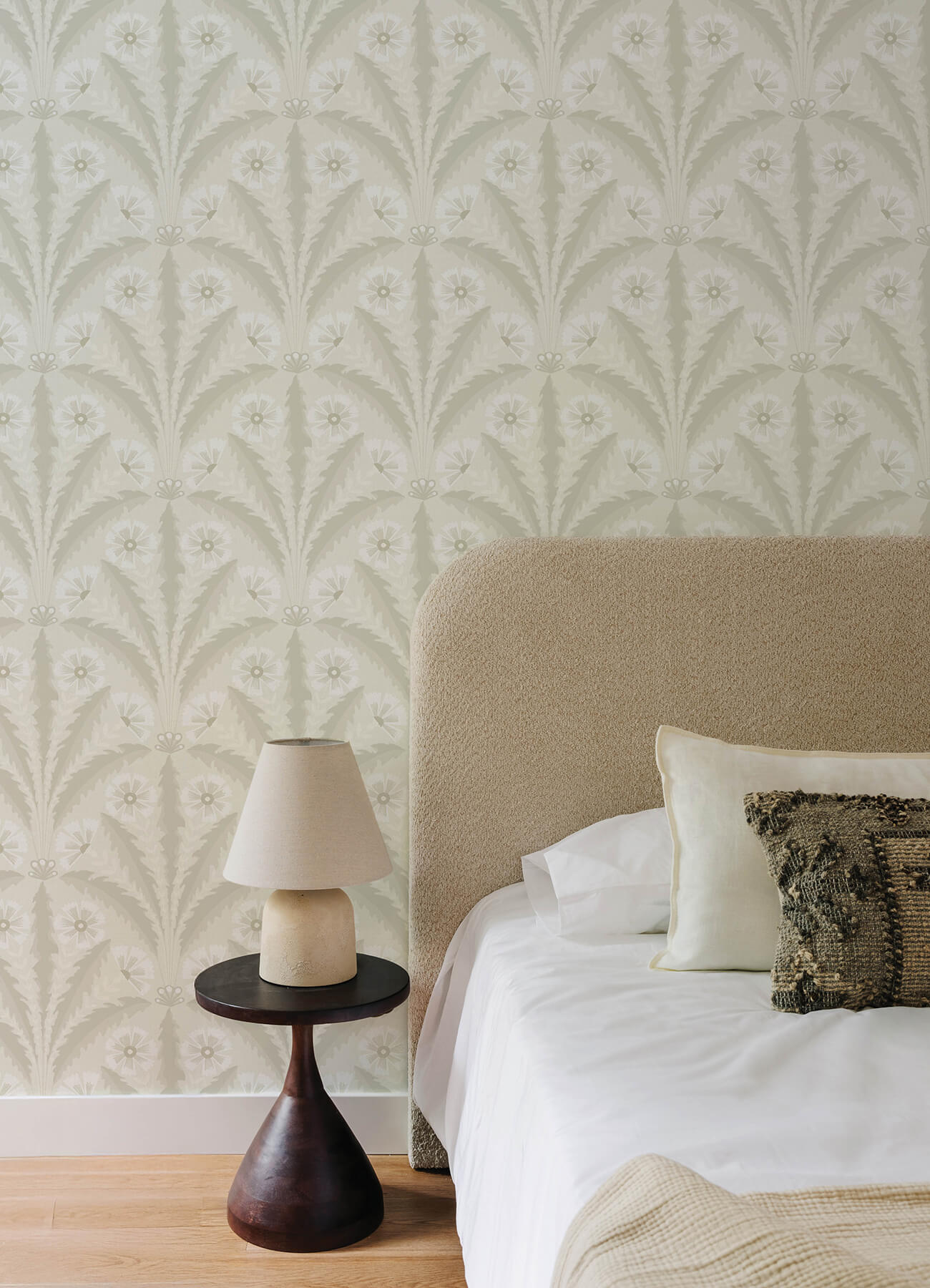Oak & Moss Tap Root Wallpaper