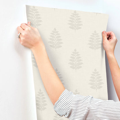 Oak & Moss Frond Wallpaper