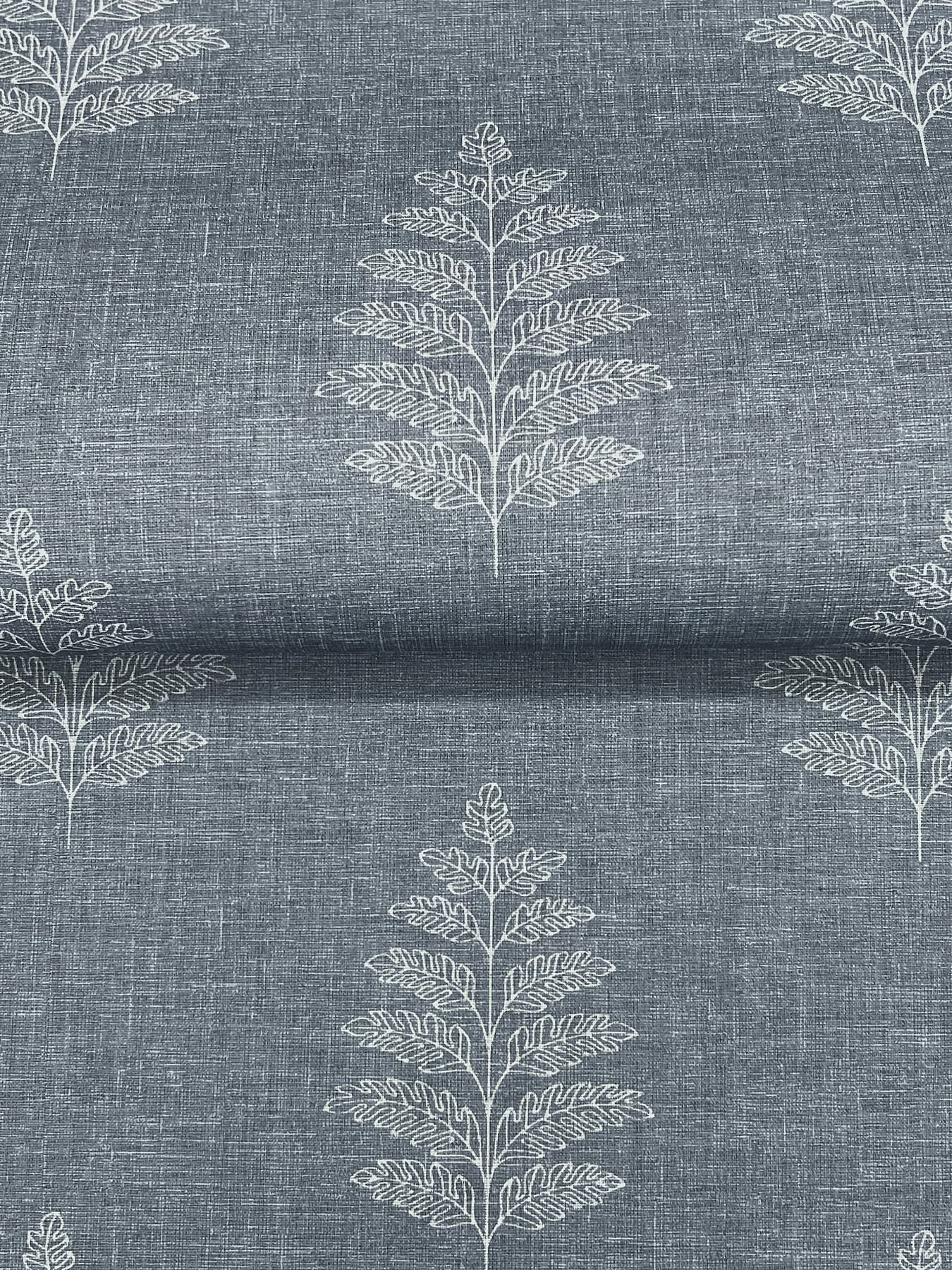 Oak & Moss Frond Wallpaper