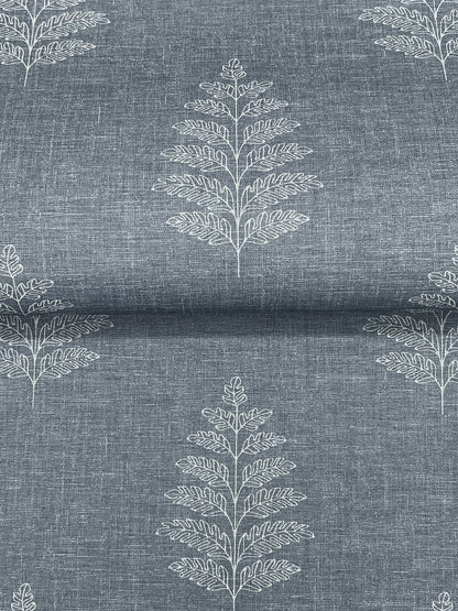 Oak & Moss Frond Wallpaper