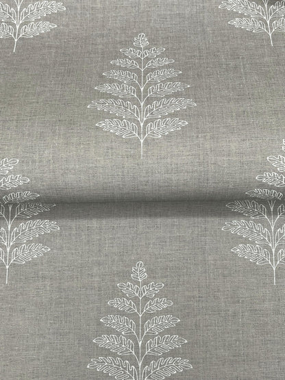 Oak & Moss Frond Wallpaper