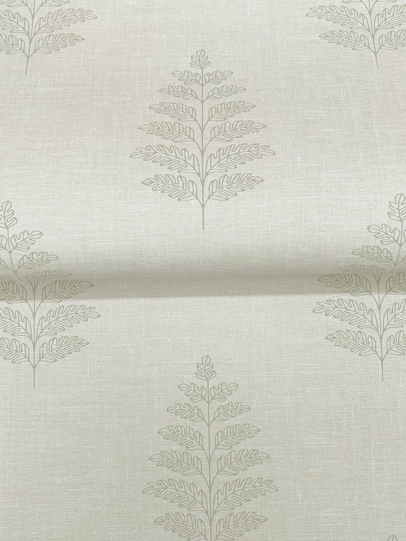 Oak & Moss Frond Wallpaper