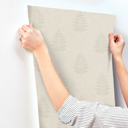 Oak & Moss Frond Wallpaper