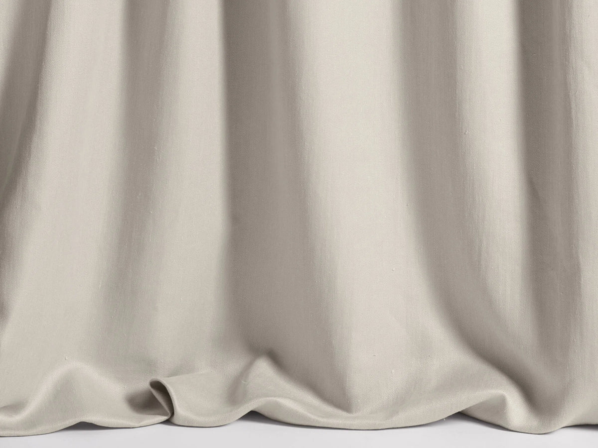47 Fabric by Pierre Frey in Plume (F3202004)