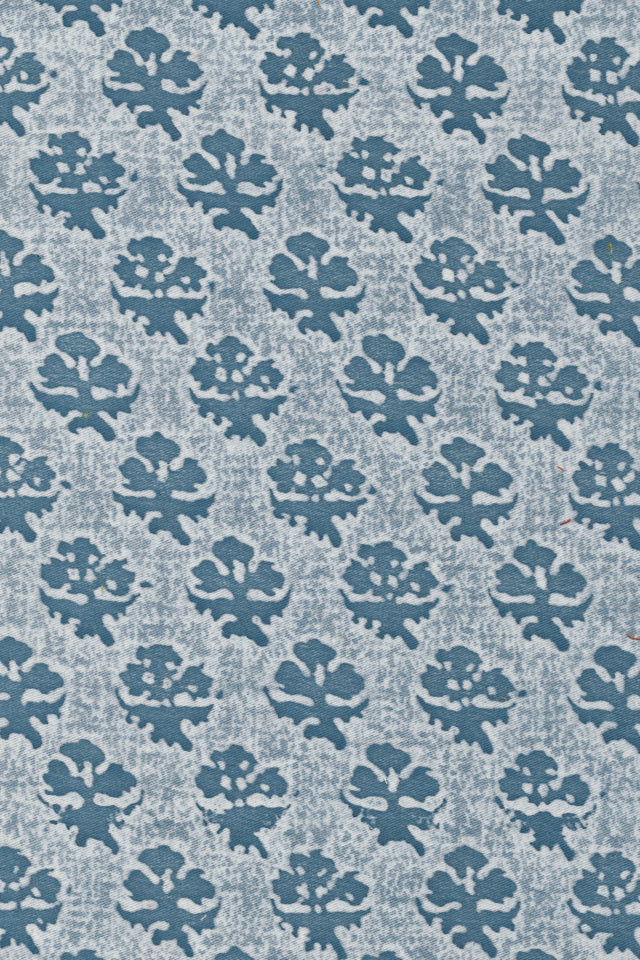 Persiano White & blue