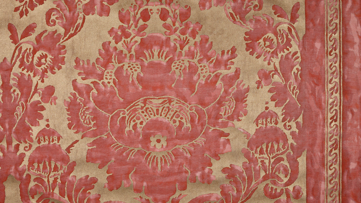 Vivaldi Red & gold