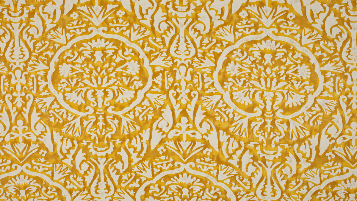 Piazzetta Yellow & white
