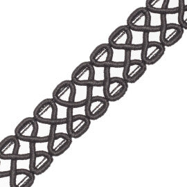 Harbour Serpentine Braid Trim by Samuel & Sons in Ebony